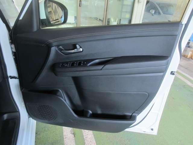 セレナ ハイウェイスターＶ　２．０　ハイウェイスターＶ　◇プロパイロット◇ＮＣナビ◇アラウンドビューモニター◇スマートルームミラー◇両側オートスライドドア◇前後ドライブレコーダー◇ＬＥＤライト◇ＥＴＣ２．０◇（61枚目）