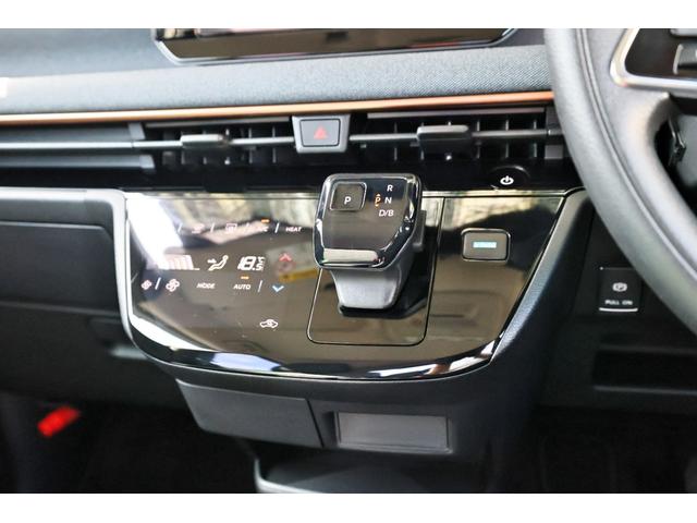 サクラ Ｘ　ナビＴＶ　ＡＶＭ　ＬＥＤ　インテリ鍵　アラウンドヴューモニター　運転席エアバック　ＡＡＣ　ＬＥＤヘッドランプ　スマートキー　レーンアシスト　盗難防止システム　禁煙車　キーレスエントリー　ワンオーナー　バックモニター　パワーステアリング（32枚目）