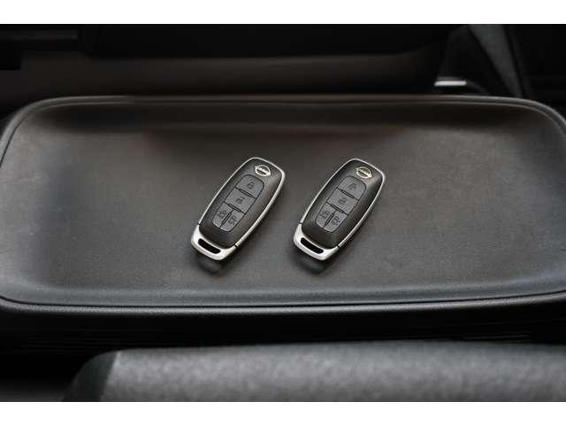 セレナ １．４　ｅ－ＰＯＷＥＲ　ハイウェイスターＶ　プロパイ　ナビＴＶ　ＡＶＭ　両側オート　自動（被害軽減）ブレーキ　ＬＤＰ　追従クルーズ　ＬＥＤランプ　バックモニター　アルミホイール　ドライブレコーダ　ＥＴＣ　記録簿　盗難防止システム　スマートキー　１オナ　オートエアコン　ナビＴＶ（15枚目）