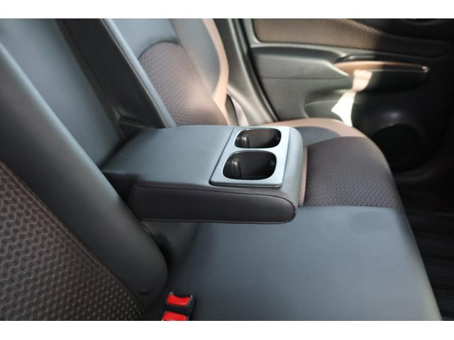 ノート １．２　ｅ－ＰＯＷＥＲ　メダリスト　ナビＴＶ　クルコン　被害軽減ブレーキ　ＴＶナビ　ドライブレコーダ　バックモニター　クルコン　インテリキー　アイドリングストップ　盗難防止装置　ＬＥＤランプ　車線逸脱警報システム　キーフリー　アルミホイール　ＥＴＣ　ＡＢＳ（32枚目）