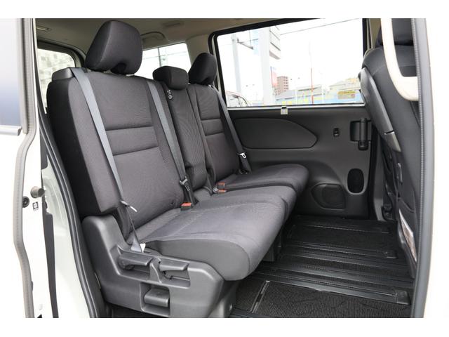 セレナ ２．０　Ｇ　ナビＴＶ　ＡＶＭ　ＬＥＤ　両側オート　ＬＥＤヘッドライト　スマートキー　クルーズコントロール　レーンキープアシスト　バックカメラ　ＥＴＣ　アイドリングストップ　ワンオーナー　アルミホイール　記録簿　オートエアコン　メモリーナビ　ナビＴＶ（36枚目）