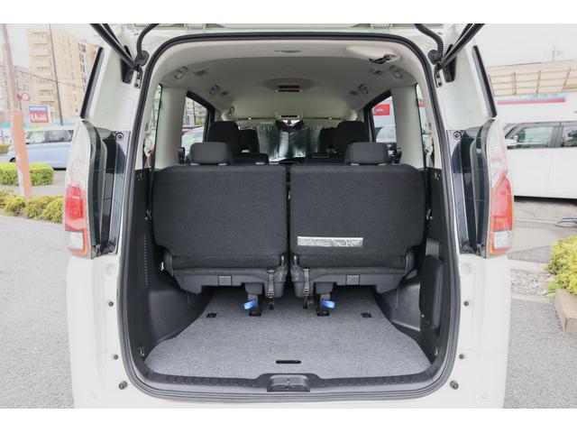 セレナ ２．０　Ｇ　ナビＴＶ　ＡＶＭ　ＬＥＤ　両側オート　ＬＥＤヘッドライト　スマートキー　クルーズコントロール　レーンキープアシスト　バックカメラ　ＥＴＣ　アイドリングストップ　ワンオーナー　アルミホイール　記録簿　オートエアコン　メモリーナビ　ナビＴＶ（46枚目）