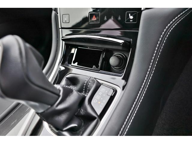 スカイライン ３．５　３５０ＧＴ　ハイブリッド　タイプＰ　本革　クルコン　スマートキ　プリクラッシュ　アラウンドモニタ　盗難防止システム　ＬＥＤ　ＡＷ　オートクルーズコントロール　ＴＶナビ　オートエアコン　Ｄレコ　キーレスゴー　メモリ－ナビ　レーンアシスト　Ｂカメラ　ＥＴＣ（30枚目）