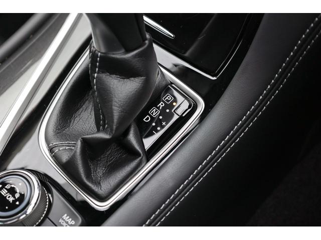 スカイライン ３．５　３５０ＧＴ　ハイブリッド　タイプＰ　本革　クルコン　スマートキ　プリクラッシュ　アラウンドモニタ　盗難防止システム　ＬＥＤ　ＡＷ　オートクルーズコントロール　ＴＶナビ　オートエアコン　Ｄレコ　キーレスゴー　メモリ－ナビ　レーンアシスト　Ｂカメラ　ＥＴＣ（31枚目）