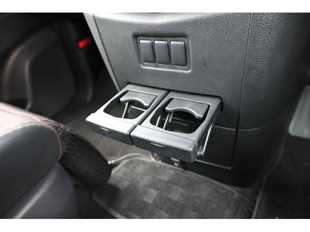 エルグランド ２．５　２５０ハイウェイスターＳ　アーバンクロム後席モニター　両電動ドア　ドライブレコーダ　インテリキー　パワーウインドウ　ＬＥＤライト　メモリーナビ　セキュリティ　Ｂカメラ　クルコン　カーテンエアバック　オートエアコン　ＡＷ　ＥＴＣ　ナビＴＶ　エアバッグ（30枚目）