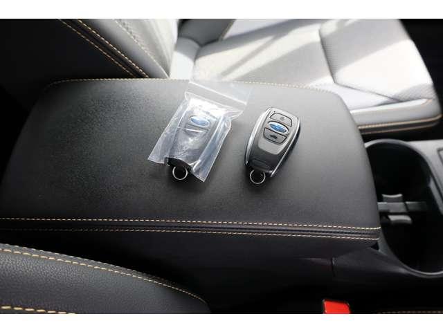 XV 2.0 アドバンス スタイル エディション 4WD 車線逸脱警報 Rカメラ LEDライト 衝突軽減システム クルーズコントロール 4WD サイドカメラ メモリーナビ スマートキー ドライブレコーダー ETC 盗難防止システム アイドリングストップ(14枚目)