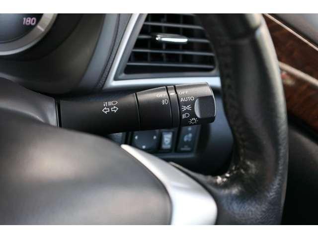 シルフィ 1.8 G ナビTV バックモニター ドラレコ キーレスエントリー サイドエアB 点検記録簿 スマートキー バックカメラ ドライブレコーダー 盗難防止システム ETC 1オーナー アルミ ABS メモリーナビ オートエアコン エアバッグ ナビTV(10枚目)