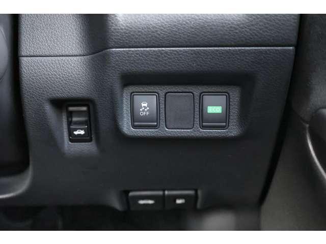 シルフィ 1.8 G ナビTV バックモニター ドラレコ キーレスエントリー サイドエアB 点検記録簿 スマートキー バックカメラ ドライブレコーダー 盗難防止システム ETC 1オーナー アルミ ABS メモリーナビ オートエアコン エアバッグ ナビTV(12枚目)