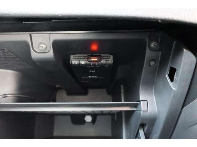 シルフィ 1.8 G ナビTV バックモニター ドラレコ キーレスエントリー サイドエアB 点検記録簿 スマートキー バックカメラ ドライブレコーダー 盗難防止システム ETC 1オーナー アルミ ABS メモリーナビ オートエアコン エアバッグ ナビTV(13枚目)