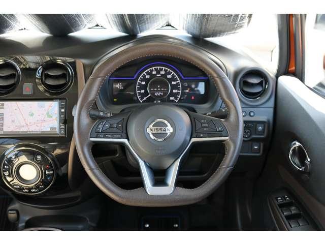 ノート 1.2 e-POWER メダリスト ナビTV クルコン LED AVM 被害軽減ブレーキ TVナビ バックモニター クルコン インテリキー アイドリングストップ 盗難防止装置 LEDランプ 車線逸脱警報システム ワンオーナー キーフリー アルミホイール ETC 記録簿(8枚目)