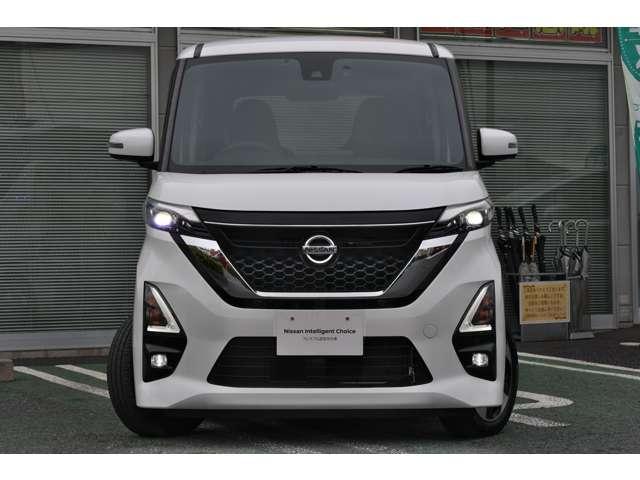 ルークス ６６０　ハイウェイスターＸ　プロパイロットエディション　左右パワースライドドア　アイドリング　イモビ　パノラマモニター　助手席エアバッグ　衝突軽減ブレーキ　ＰＷ　ナビ＆ＴＶ　１セグ　ＬＥＤヘッドライト　ＬＤＷ　スマートキー　ＥＴＣ　ワンオーナー車　ＰＳ（6枚目）