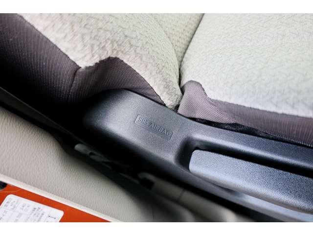 ルークス ６６０　Ｘ　エマブレ　ナビＴＶ　ＡＶＭ　ドラレコ　アラモニ　前後衝突軽減ブレーキ　ワンオーナー車　車線逸脱防止　ＥＴＣ　スマートキー　定期点検記録簿　キーフリー　ドライブレコーダー　ｉ－ｓｔｏｐ　フルオートエアコン　パワーウインドウ　バックカメラ（18枚目）