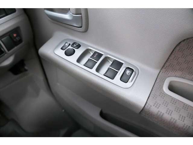 スクラムワゴン 660 PXターボ ハイルーフ ナビTV バックモニター ETC パワーウインドウ 助手席エアバッグ キーレス ETC エアコン パワステ メモリーナビ 運転席エアバッグ バックカメラ 4WD ABS ナビTV(13枚目)