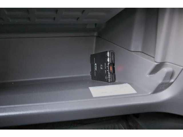 ＮＶ２００バネットバン １．６　ＤＸ　５人乗　ＦＭＡＭラジオ　ＥＴＣ　ドラレコ　ドラレコ　点検記録簿　パワーステアリング　エアバック　マニュアルエアコン　ＡＢＳ　キーフリー　フロントパワーウインドウ　１オ－ナ－　ＥＴＣ付き　ＷエアＢ（8枚目）