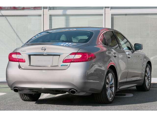 フーガハイブリッド ３．５　Ａパッケージ　ナビＴＶ　キセノン　クルコン　ＢＳモニタ　サイドカメラ　オートクルーズ　ＥＴＣ　ドラレコ　ＨＤＤナビ　アルミ　盗難防止システム　キーフリー　アイドリングストップ　オートエアコン　インテリジェントキ－　Ｂカメラ（5枚目）