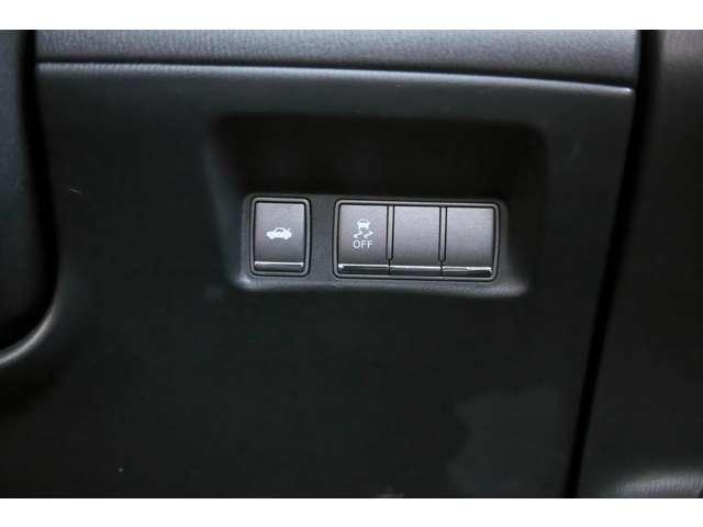 フーガハイブリッド ３．５　Ａパッケージ　ナビＴＶ　キセノン　クルコン　ＢＳモニタ　サイドカメラ　オートクルーズ　ＥＴＣ　ドラレコ　ＨＤＤナビ　アルミ　盗難防止システム　キーフリー　アイドリングストップ　オートエアコン　インテリジェントキ－　Ｂカメラ（12枚目）