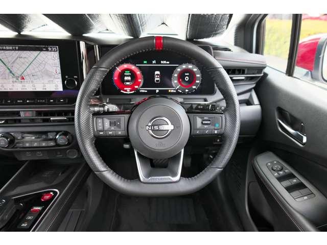 オーラ 1.2 NISMO レカロシート プロパイ ナビTV AVM カーテンエアバッグ エマブレ 禁煙 インテリキー 車線逸脱警報 ワンセグ キーフリーシステム ダブルエアバック アルミホイール 運転席エアバッグ メモリーナビ アイドリングストップ ナビTV ABS(8枚目)