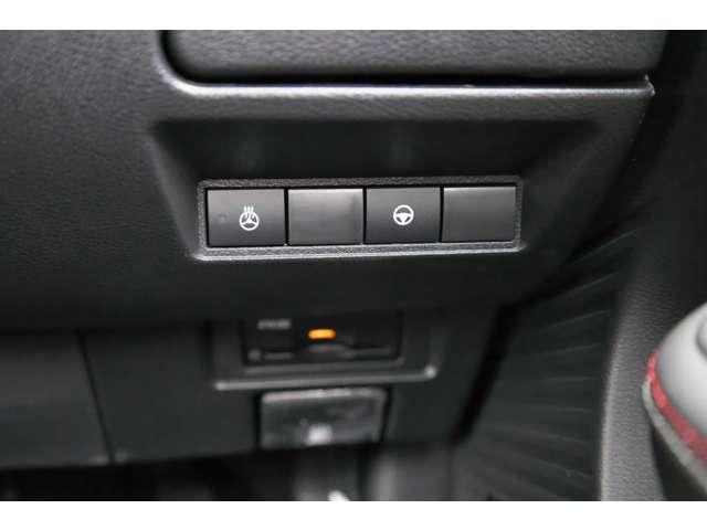 オーラ 1.2 NISMO レカロシート プロパイ ナビTV AVM カーテンエアバッグ エマブレ 禁煙 インテリキー 車線逸脱警報 ワンセグ キーフリーシステム ダブルエアバック アルミホイール 運転席エアバッグ メモリーナビ アイドリングストップ ナビTV ABS(10枚目)