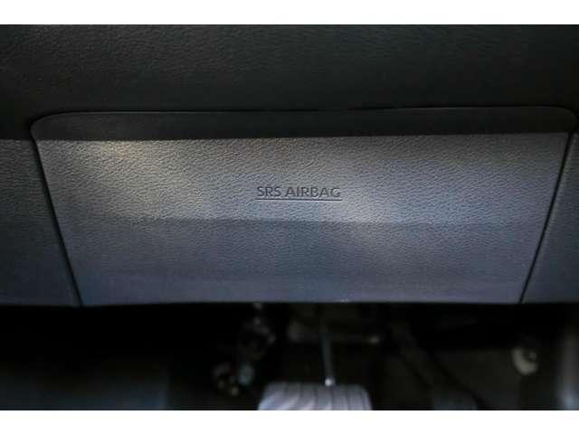 オーラ 1.2 NISMO レカロシート プロパイ ナビTV AVM カーテンエアバッグ エマブレ 禁煙 インテリキー 車線逸脱警報 ワンセグ キーフリーシステム ダブルエアバック アルミホイール 運転席エアバッグ メモリーナビ アイドリングストップ ナビTV ABS(13枚目)