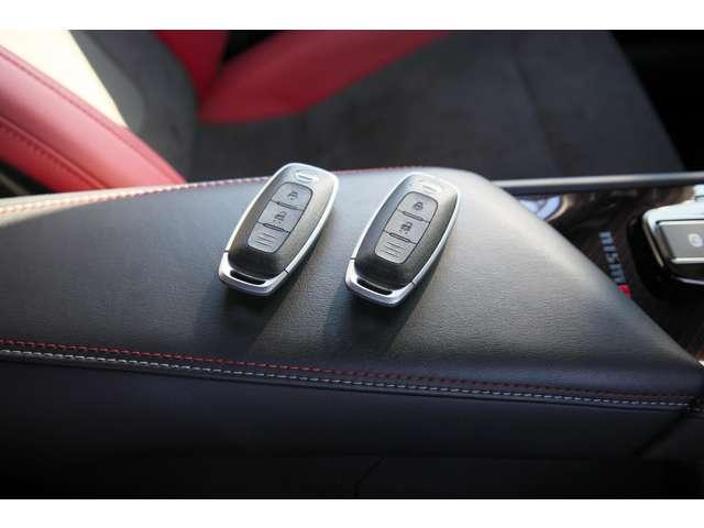 オーラ 1.2 NISMO レカロシート プロパイ ナビTV AVM カーテンエアバッグ エマブレ 禁煙 インテリキー 車線逸脱警報 ワンセグ キーフリーシステム ダブルエアバック アルミホイール 運転席エアバッグ メモリーナビ アイドリングストップ ナビTV ABS(14枚目)