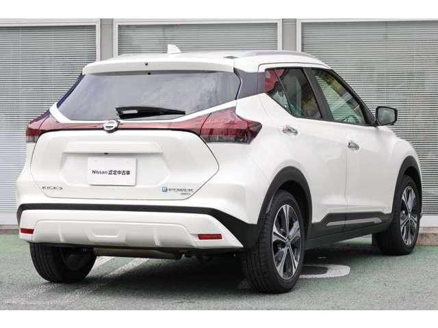 キックス １．２Ｘ　ＦＯＵＲ　スタイルエディション　衝突軽減　ＬＥＤ　全方位カメラ　スマートキー　車線逸脱警報　４ＷＤ　ドライブレコーダー　バックカメラ　ＥＴＣ　アルミホイール　メモリーナビ　ワンオーナー　オートエアコン　アイドリングストップ（5枚目）