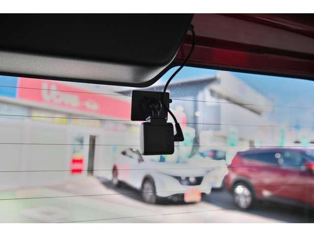 ルークス ６６０　ハイウェイスターＸ　プロパイロット　エディション　プロパイ　ナビＴＶ　ＡＶＭ　ＬＥＤ　左右パワースライドドア　アイドリング　イモビ　パノラマモニター　助手席エアバッグ　衝突軽減ブレーキ　ＰＷ　ナビ＆ＴＶ　１セグ　ＬＥＤヘッドライト　ＬＤＷ　スマートキー　ＥＴＣ　ワンオーナー車　ＰＳ（8枚目）