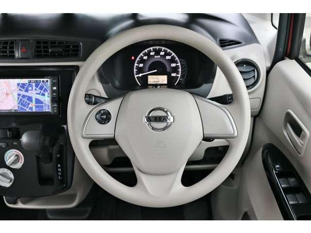 デイズ ６６０　Ｊ　エマブレ　踏違防止　ナビＴＶ　ＥＴＣ　レーダーＢ　バックビューモニター　ＷＳＲＳ　パワーウィンド　ナビ＆ＴＶ　キーフリー　ＳＲＳ　ＰＳ　メモリーナビ　ＥＴＣ車載器　ＡＣ　ワンセグ　ＡＢＳ（6枚目）