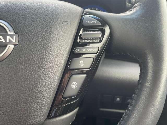 エルグランド 2.5 250ハイウェイスターS 純正ナビ 後席モニター 両オートスライド アルミホイル 点検記録簿 両側パワ-スライドドア 360カメラ ドライブレコーダ ワンオ-ナ-車 サイドカメラ クルコン インテリキー Bカメラ LEDヘッドランプ サイドカーテンエアバック 盗難防止(9枚目)