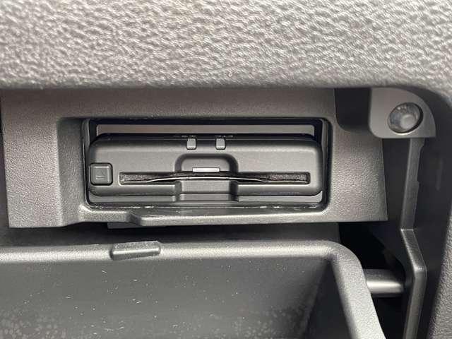 セレナ 1.2 e-POWER ハイウェイスター V プロパイ デカナビ アラモニ 両側オート 360°カメラ エマジェンシーブレーキ 1オナ スマキー バックカメラ LED レーンアシスト 点検記録簿付 ETC ドラレコ イモビ サイドカーテンエアバック フルオートエアコン アルミホイール(11枚目)