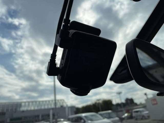 セレナ 2.0 ハイウェイスター S-HYBRID ナビ バックモニター 両側オートスライド スマートエントリー オートクルーズ Bカメラ ドライブレコーダー ETC アルミホイール メモナビ ABS ナビTV キーレス パワーウィンドウ 助手席エアバック パワーステアリング 運転席エアバック(10枚目)