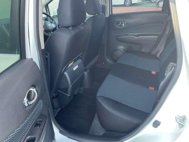 ノート １．２　Ｘ　ＤＩＧ－Ｓ　アンシャンテ　助手席スライドアップシート　電動スライドアップシート（15枚目）