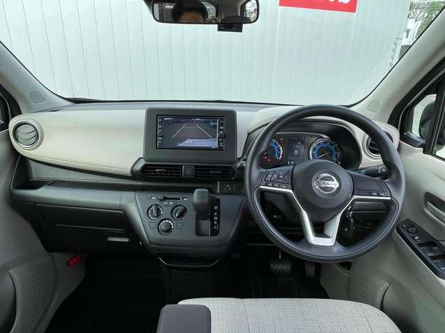 デイズ ６６０　Ｓ　純正ナビ　バックモニター　運転席エアバッグ　ｉ－ＳＴＯＰ　１オーナ　Ｂカメラ　ナビＴＶ　車線逸脱防止　助手席エアバッグ　ドライブレコーダー　キーレスエントリーシステム　記録簿有り　カーテンエアバック　エアコン　ＰＷ　ＰＳ（3枚目）