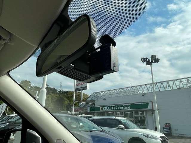 デイズ ６６０　Ｓ　純正ナビ　バックモニター　運転席エアバッグ　ｉ－ＳＴＯＰ　１オーナ　Ｂカメラ　ナビＴＶ　車線逸脱防止　助手席エアバッグ　ドライブレコーダー　キーレスエントリーシステム　記録簿有り　カーテンエアバック　エアコン　ＰＷ　ＰＳ（6枚目）