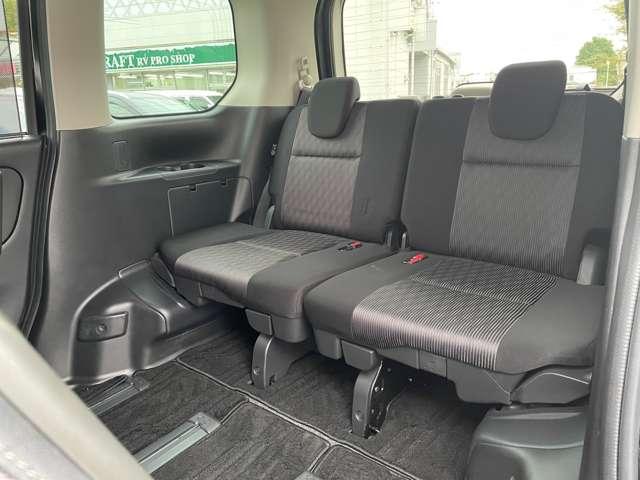 セレナ １．２　ｅ－ＰＯＷＥＲ　ハイウェイスター　Ｖ　デカナビ　後席モニター　アラモニ　プロパイ　３６０°カメラ　エマジェンシーブレーキ　１オナ　スマキー　バックカメラ　ＬＥＤ　レーンアシスト　点検記録簿付　ＥＴＣ　ドラレコ　イモビ　サイドカーテンエアバック　フルオートエアコン　アルミホイール（12枚目）