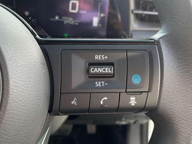 ノート 1.2 X 純正ナビ アラウンドビュー プロパイロット リアカメラ 衝突被害軽減ブレ-キ 全方位カメラ ETC付 アルミ LEDヘッドライト レーダークルーズ レーンアシスト インテリジェントキー ワンオーナー アイドリングストップ 整備記録簿 TVナビ(9枚目)