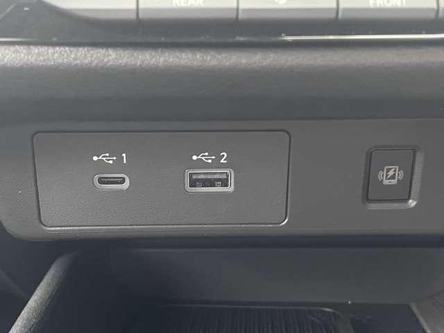 オーラ 1.2 G レザーエディション プロパイロット 純正ナビ アラモニ BOSE ワンオーナ 追突防止 レーダークルーズ 車線逸脱警報装置 LED 盗難防止 記録簿 バックモニター ETC インテリジェントキー メモリーナビゲーション AW キーレスエントリー オートエアコン(10枚目)