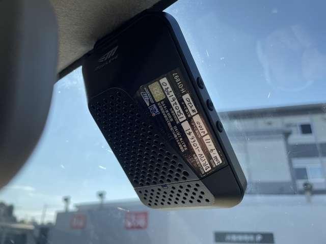 NV100クリッパーバン 660 DX ハイルーフ 5AGS車 助手席エアバック パワステ付き 運転席エアバック エアコン 整備記録簿(16枚目)