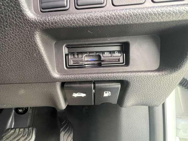 エクストレイル 2.0 20Xi 2列車 4WD NISMOパーツ プロパイ デカナビ アラモニ セキュリティ リアカメラ ワンオナ 追従クルーズ LED ドライブレコーダ インテリジェントキー LDW サイドカメラ ETC AAC ナビ&TV メモリーナビ キーフリー アルミホイール エアバッグ(15枚目)