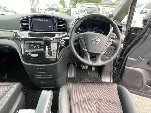 エルグランド 2.5 250ハイウェイスターS 純正デカナビ 後席モニター Wサンルーフ アルミホイル 点検記録簿 両側パワ-スライドドア ドライブレコーダ ワンオ-ナ-車 クルコン インテリキー サンルーフ Bカメラ LEDヘッドランプ サイドカーテンエアバック メモリーナビ ETC(3枚目)