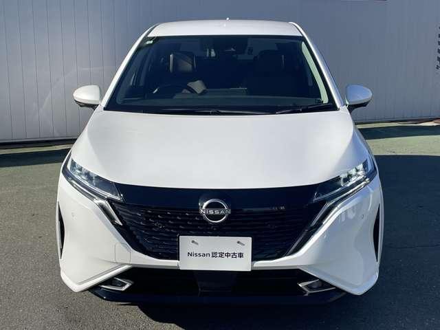 オーラ １．２　Ｇ　純正ナビ　アラモニ　ＢＯＳＥ　プロパイロット　自動（被害軽減）ブレーキ　ＬＥＤ　ＬＫＡ　サイドカメラ　ＥＴＣ　ドライブレコーダー　カーテンエアバッグ　イモビライザー　アルミホイール　インテリジェントキー　パワーウィンドウ　ワンオーナー　ナビＴＶ（11枚目）