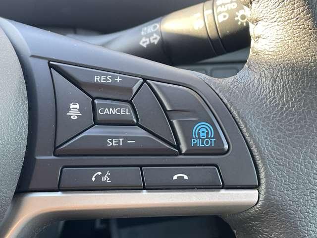 セレナ １．２　ｅ－ＰＯＷＥＲ　ハイウェイスター　Ｖ　プロパイロット　純正デカナビ　アラモニ　３６０°カメラ　エマジェンシーブレーキ　１オナ　スマキー　バックカメラ　ＬＥＤ　レーンアシスト　点検記録簿付　ＥＴＣ　ドラレコ　イモビ　サイドカーテンエアバック　フルオートエアコン　アルミホイール（6枚目）