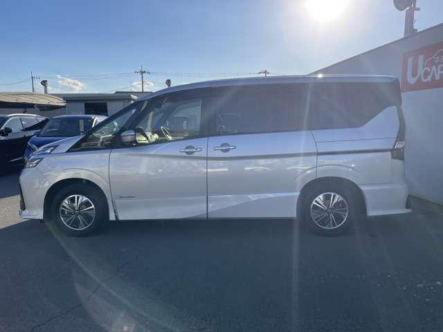 セレナ １．２　ｅ－ＰＯＷＥＲ　ハイウェイスター　Ｖ　プロパイロット　純正デカナビ　アラモニ　３６０°カメラ　エマジェンシーブレーキ　１オナ　スマキー　バックカメラ　ＬＥＤ　レーンアシスト　点検記録簿付　ＥＴＣ　ドラレコ　イモビ　サイドカーテンエアバック　フルオートエアコン　アルミホイール（16枚目）