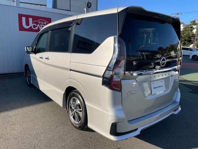 セレナ １．２　ｅ－ＰＯＷＥＲ　ハイウェイスター　Ｖ　プロパイロット　純正デカナビ　アラモニ　３６０°カメラ　エマジェンシーブレーキ　１オナ　スマキー　バックカメラ　ＬＥＤ　レーンアシスト　点検記録簿付　ＥＴＣ　ドラレコ　イモビ　サイドカーテンエアバック　フルオートエアコン　アルミホイール（19枚目）
