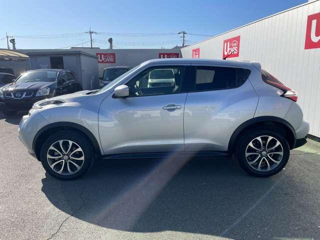 ジューク １．６　１６ＧＴ　純正ナビ　アラウンドビュー　フォグランプ　オートエアコン　バックモニター　全周囲カメラ　点検記録簿　アルミホイール　ワンセグＴＶ　ＡＢＳ　ＥＴＣ　キーレス　パワーウィンドウ　パワーステアリング　メモリーナビ　ワンオーナー車（15枚目）