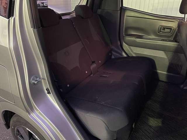 サクラ X 純正ナビ アラウンドビュー アラウンドヴューモニター 運転席エアバック AAC LEDヘッドランプ スマートキー レーンアシスト 盗難防止システム キーレスエントリー ワンオーナー バックモニター パワーステアリング ABS(12枚目)