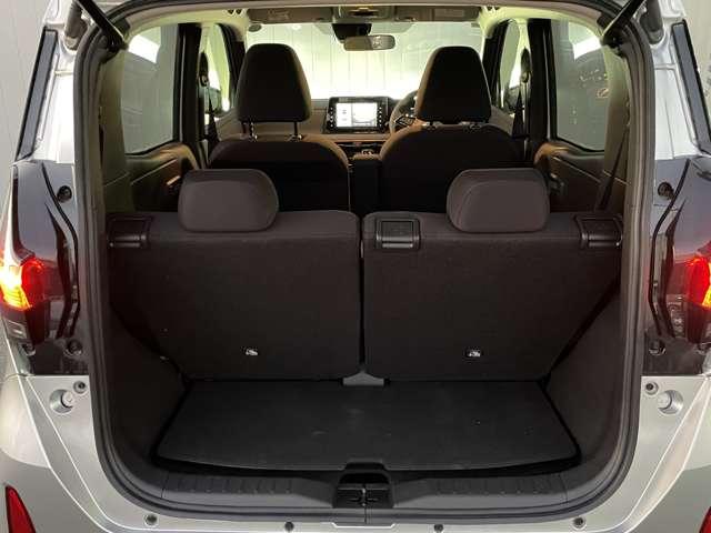 サクラ X 純正ナビ アラウンドビュー アラウンドヴューモニター 運転席エアバック AAC LEDヘッドランプ スマートキー レーンアシスト 盗難防止システム キーレスエントリー ワンオーナー バックモニター パワーステアリング ABS(14枚目)