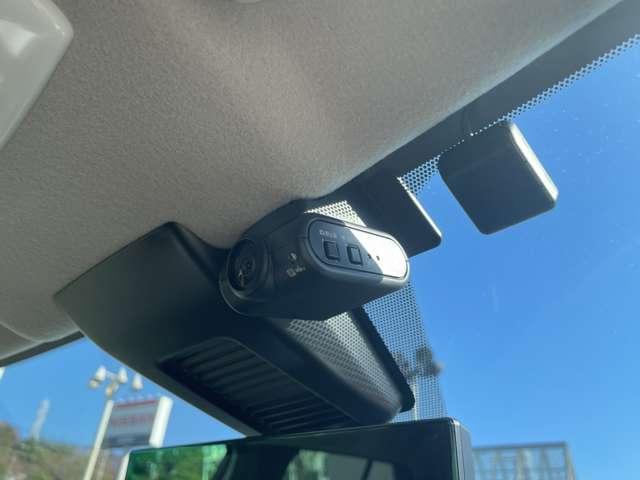 キックス 1.2 X FOUR スタイルエディション(e-POWER) 4WD プロパイロット 純正ナビ アラウンドビュー 衝突軽減 LED 全方位カメラ スマートキー 車線逸脱警報 4WD ドライブレコーダー バックカメラ ETC アルミホイール メモリーナビ ワンオーナー オートエアコン(13枚目)