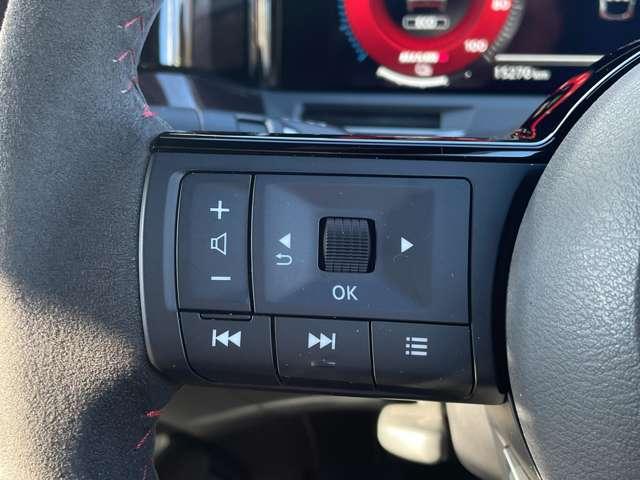 オーラ ニスモ　カーテンエアバッグ　エマブレ　インテリキー　ＥＴＣ　ドラレコ　車線逸脱警報　ワンセグ　キーフリーシステム　ダブルエアバック　定期点検記録簿　アルミホイール　運転席エアバッグ　メモリーナビ　ナビＴＶ（7枚目）