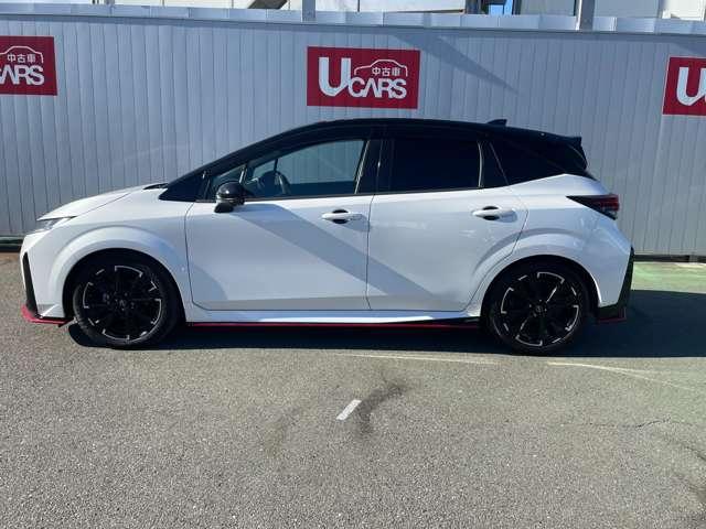 オーラ ニスモ　カーテンエアバッグ　エマブレ　インテリキー　ＥＴＣ　ドラレコ　車線逸脱警報　ワンセグ　キーフリーシステム　ダブルエアバック　定期点検記録簿　アルミホイール　運転席エアバッグ　メモリーナビ　ナビＴＶ（14枚目）