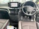 気持ちよく視界が広がる開放的な運転席です。